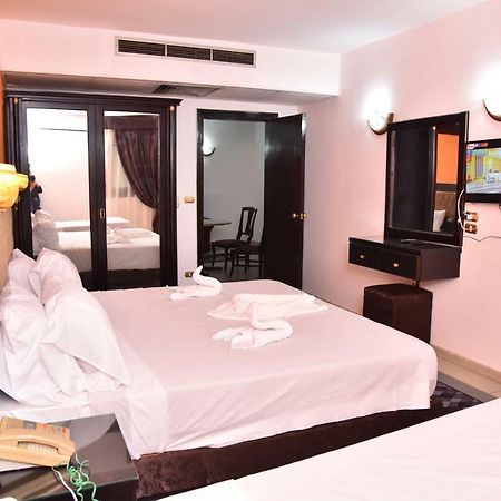Royal Pyramids Hotel 카이로 외부 사진