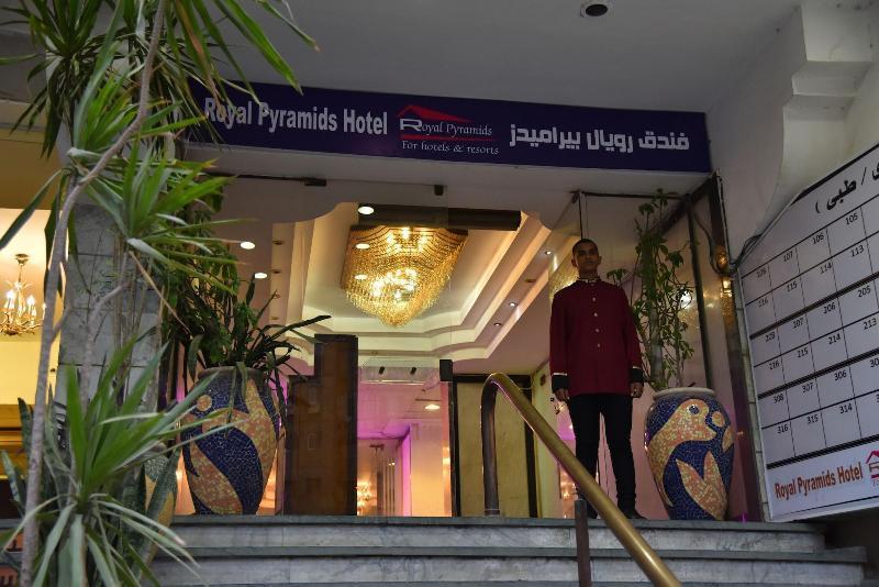 Royal Pyramids Hotel 카이로 외부 사진