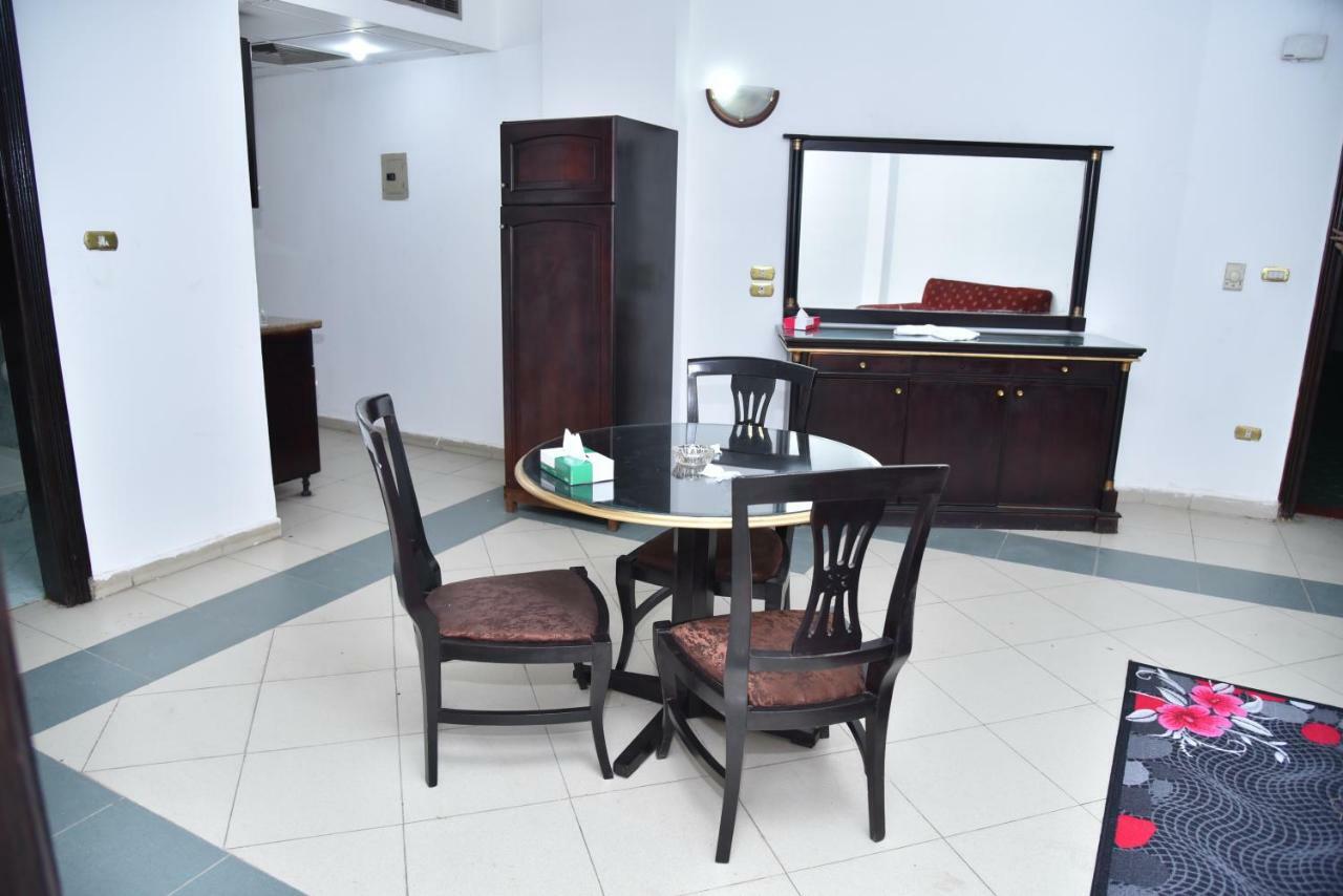 Royal Pyramids Hotel 카이로 외부 사진
