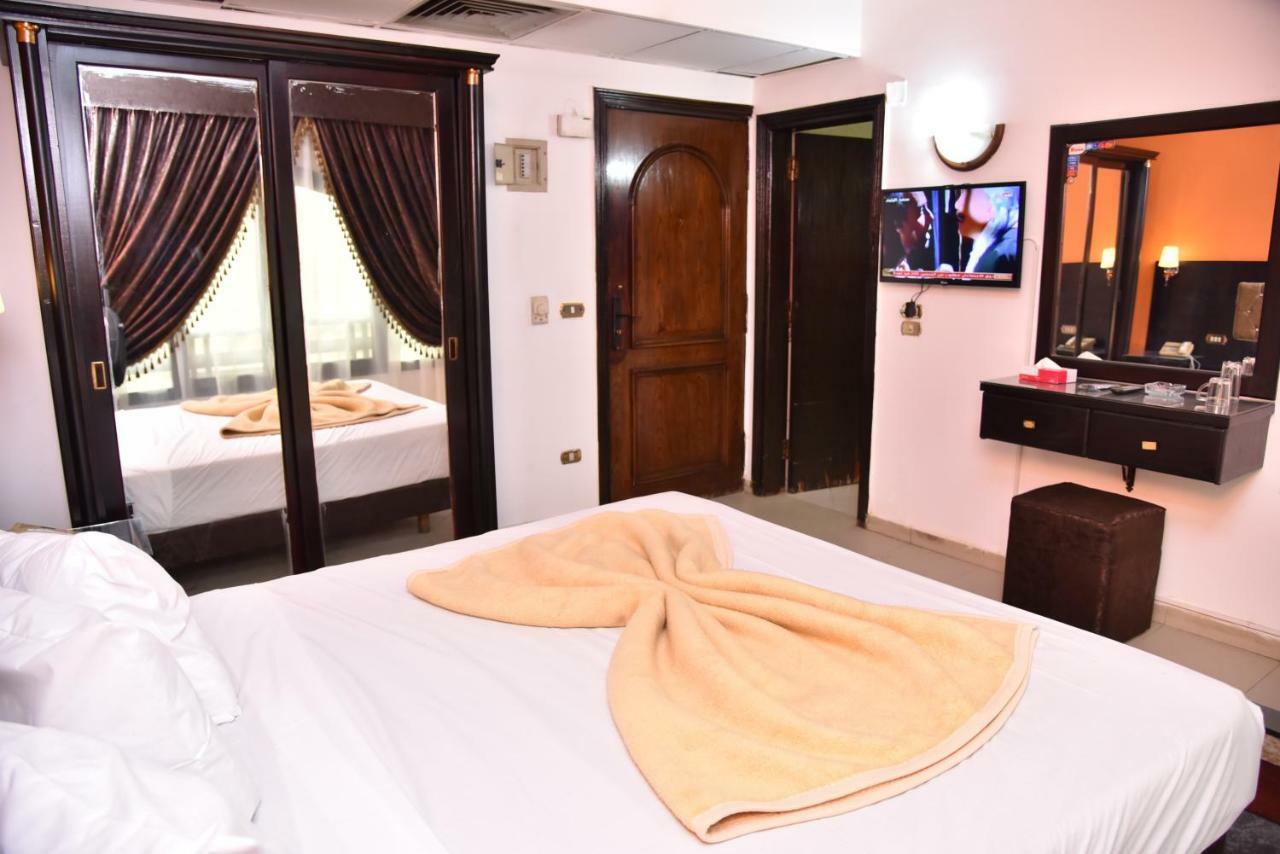 Royal Pyramids Hotel 카이로 외부 사진